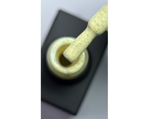LUMA gel polish Chia pudding C01 Banana 10ml  ( жовтий с крихтою)