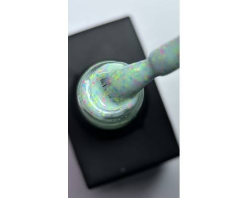 LUMA gel polish Donuts D08 Pistashio 10ml (світло-зелений з кольоровою крихтою)