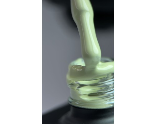 LUMA gel polish Marshmallow M15 PISTASHIO CREAM 10ml (пастельно-світло-зелений)  )